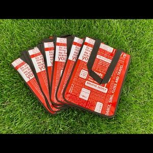 New Lululemon small tote bags. Set of 6.